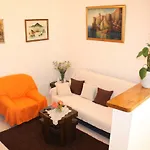 Apartment Anand