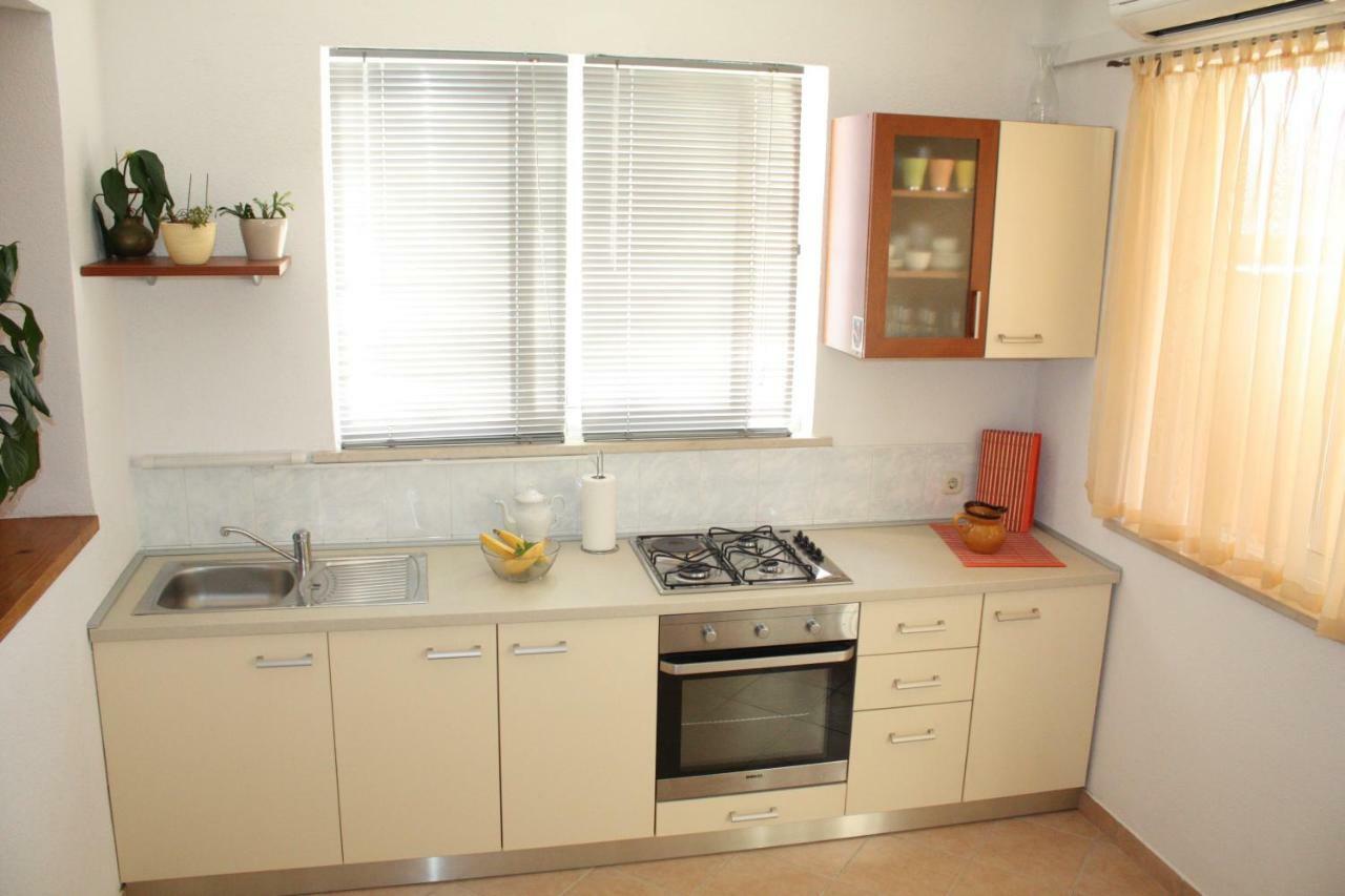 Anand Apartment